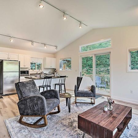 Airy And Bright Hideaway Near Smugglers Notch! Cambridge Exterior foto