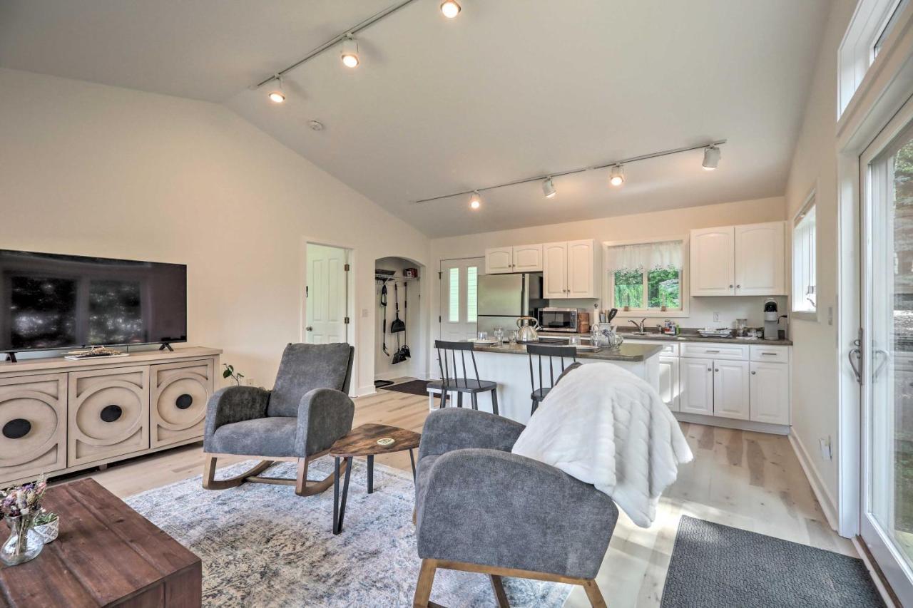 Airy And Bright Hideaway Near Smugglers Notch! Cambridge Exterior foto