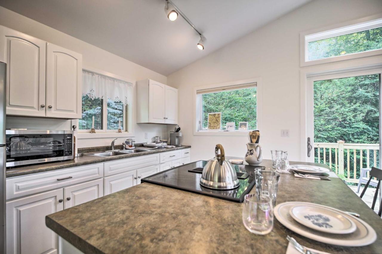 Airy And Bright Hideaway Near Smugglers Notch! Cambridge Exterior foto
